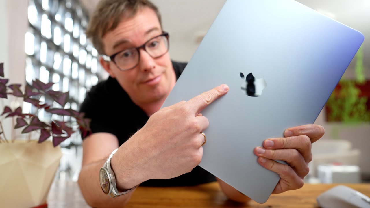 MacBook Air: кому подойдёт и как выгодно купить его летом 2025