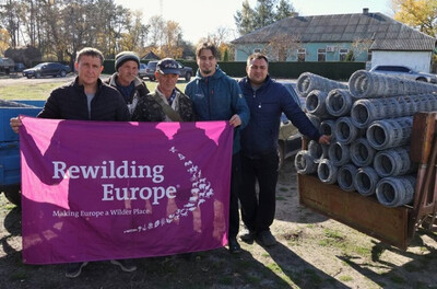 Жителі Вилкового встановлюють сітчасті огорожі в рамках екологічного проєкту - але чи мають вони сенс?