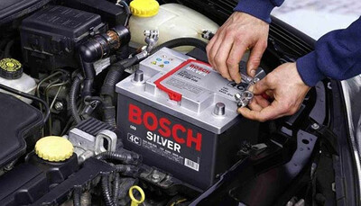 Послуга заміни акумуляторів: швидке рішення для надійного запуску автомобіля