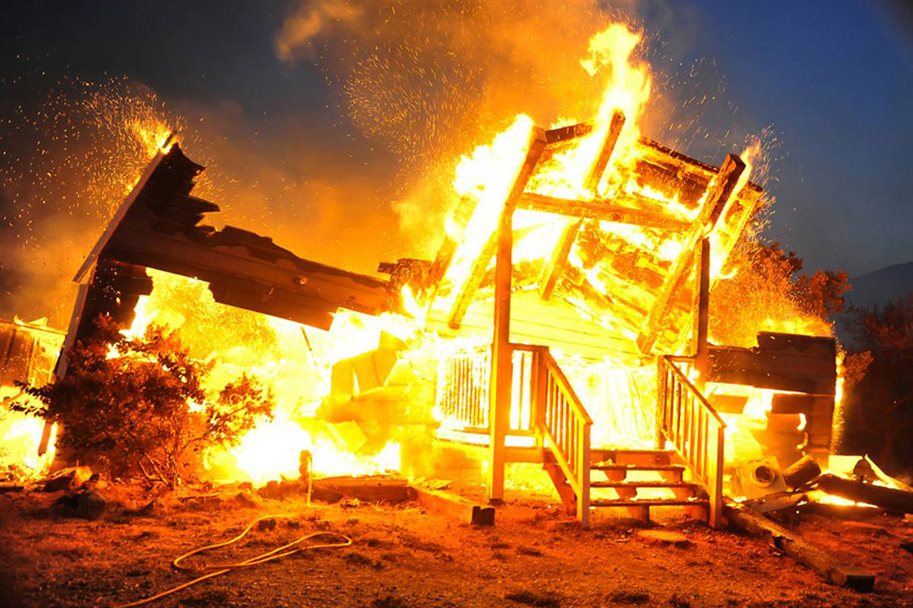 Сгорел жилой дом