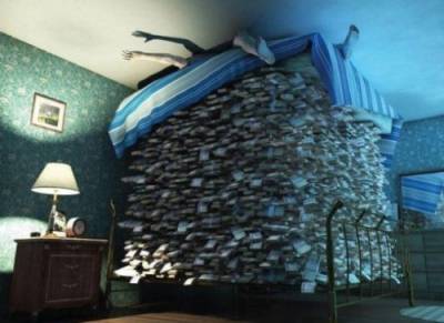 Ситуация с гривной - храните деньги под подушкой. В долларах